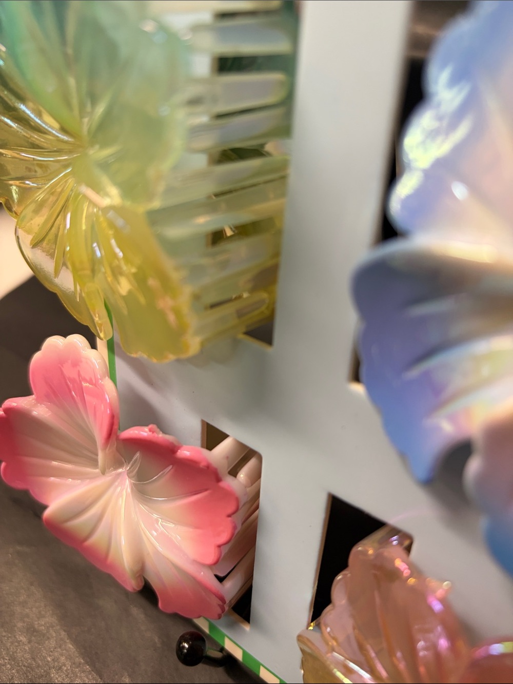 piper•k Iridescent Floral Hair Clips - Set of 4 - Picture 3 of 4